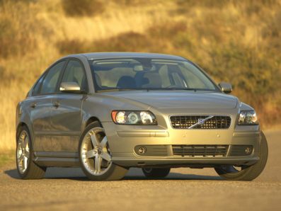 2005 Volvo S40: Specs, Prices, Ratings, and Reviews