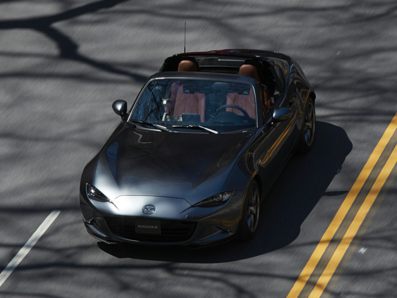 2010 Mazda MX-5 Miata Specs, Price, MPG & Reviews