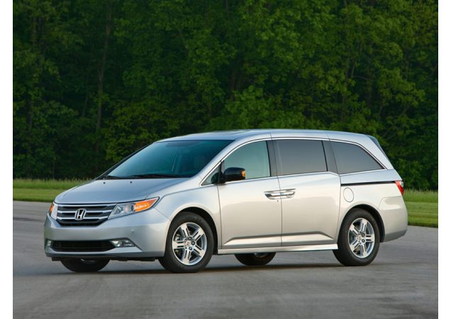 2011 Honda Odyssey: Reviews, Prices, Ratings and Specs