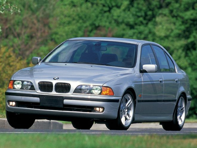 2000 BMW 528 Pictures