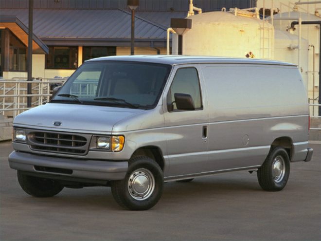 2000 Ford E-150 Pictures