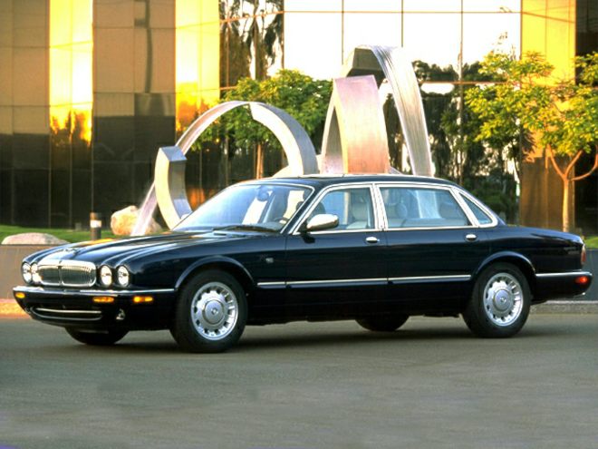 jaguars cars 2000
