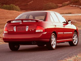 Nissan Sentra Generations | CarsDirect