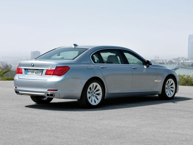 2011 BMW ActiveHybrid 750 Pictures