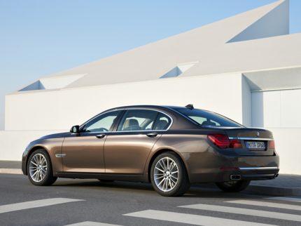 BMW 750