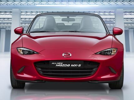 2018 Mazda MX-5 Miata Offers Cherry Red Soft Top