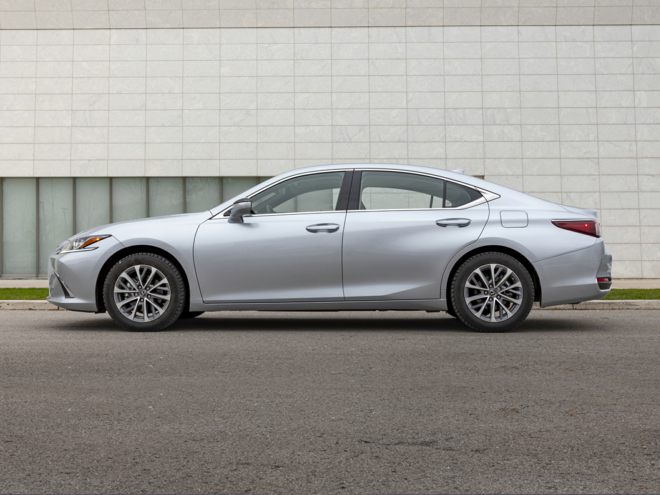 2022 Lexus ES Pictures