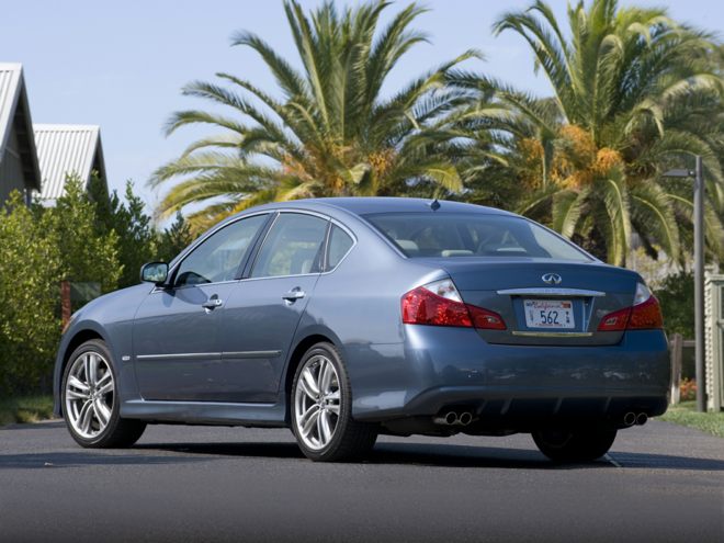 2010 infiniti m35 nera