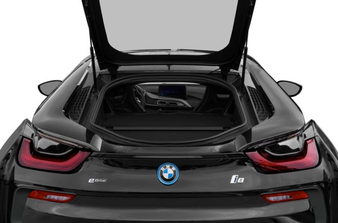 2017 BMW i8 Pictures