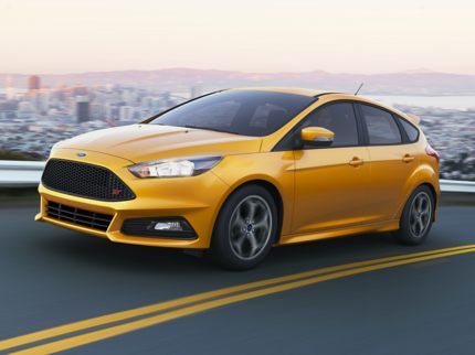 2016 Ford Focus ST Specs, Price, MPG & Reviews