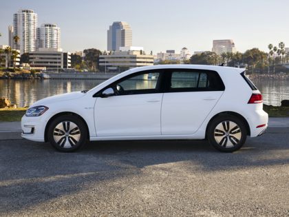 2019 Volkswagen e Golf Reviews Prices Ratings and Specs