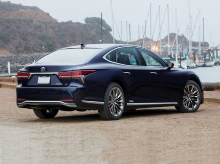 Lexus LS