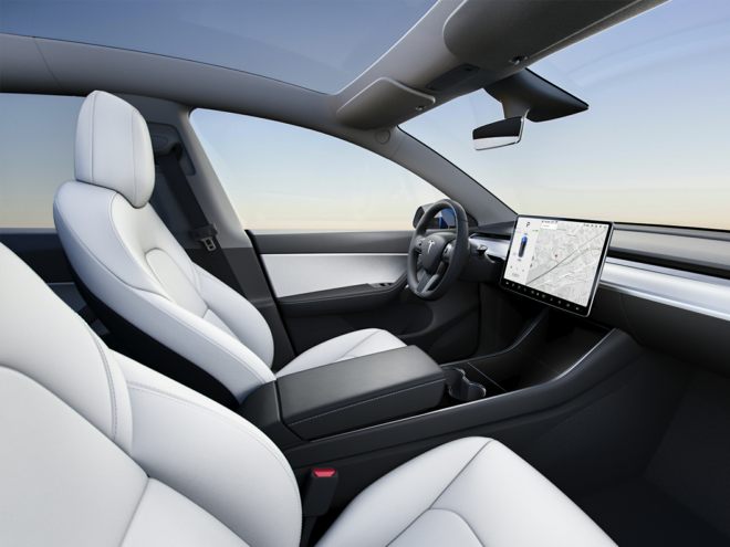 2023 Tesla Model Y Pictures