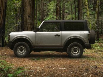 Here's How the 2021 Ford Bronco's Size Compares to Old Broncos