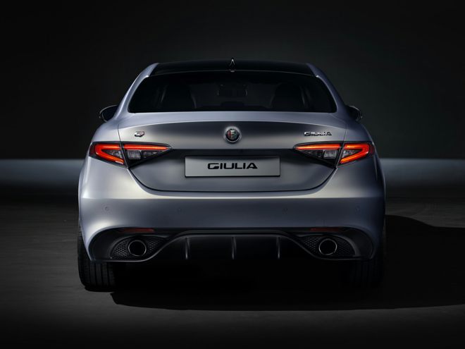 2024 Alfa Romeo Giulia Photo Gallery