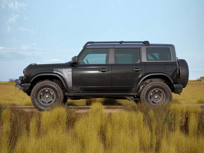 2024 Ford Bronco Pictures