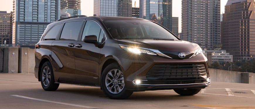 Toyota Sienna by Model Year & Generation - CarsDirect