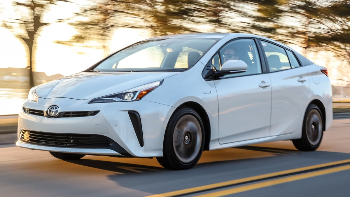 2022-toyota-prius-preview-pricing-release-date