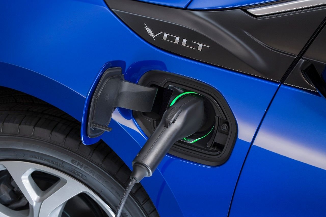 2018 chevy volt lease deals