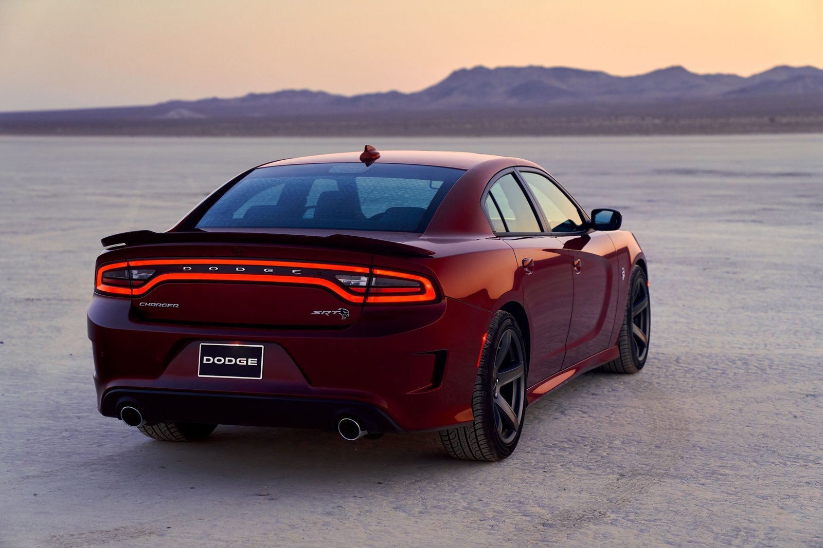 Dodge charger 2019 характеристики