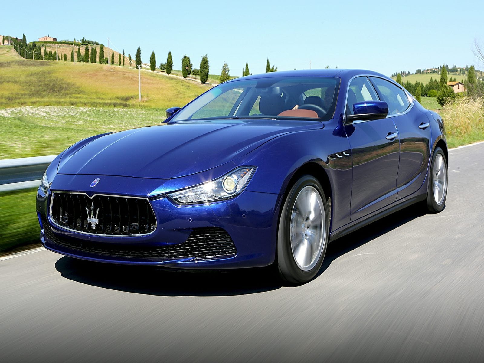2014 Maserati Ghilbi Driving