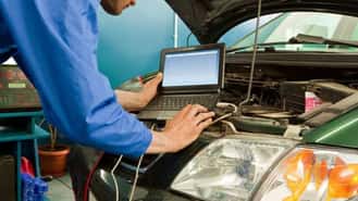 How Car Diagnostic Software and Tools Work - CarsDirect