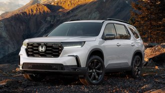 Chevy Traverse vs. Honda Pilot - CarsDirect