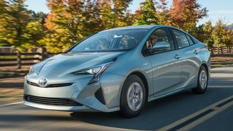 2016 Toyota Prius Officially Priced From $25,035 - Carsdirect