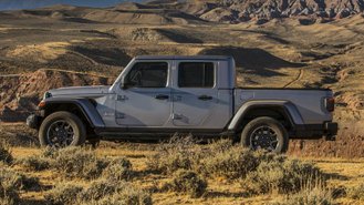 Jeep Gladiator May See Altitude Trim Addition - CarsDirect