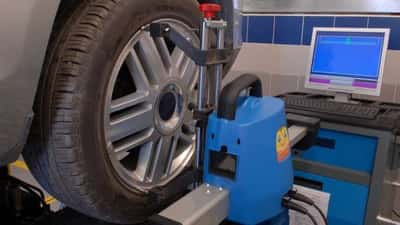 How to Tell When It's Time for a Tire Alignment - CarsDirect