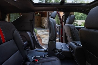 2024 Chevrolet Traverse: Reviews, Prices, Ratings and Specs