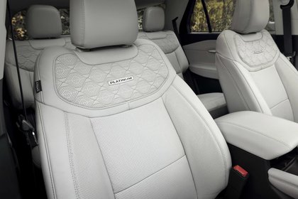 2025 Ford Explorer: Reviews, Prices, Ratings and Specs - Main Image