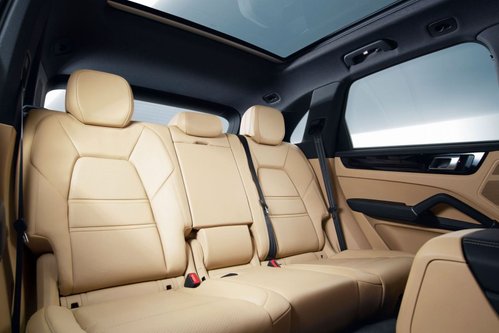 Porsche cayenne 7 seats hotsell