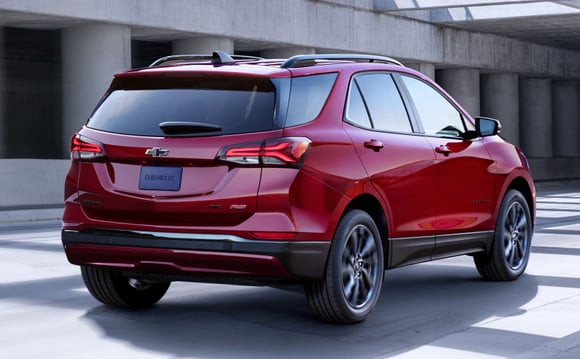 pictures of 2022 chevy equinox