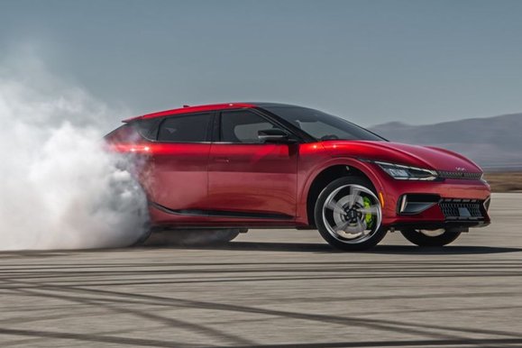 2023 Kia EV6 GT burnout