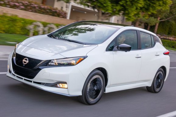 nissan-keeping-tax-credit-on-2023-ev-leases-carsdirect