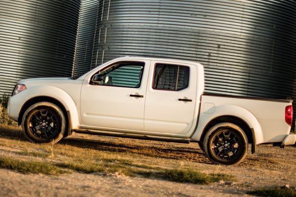 4 cylinder nissan truck s