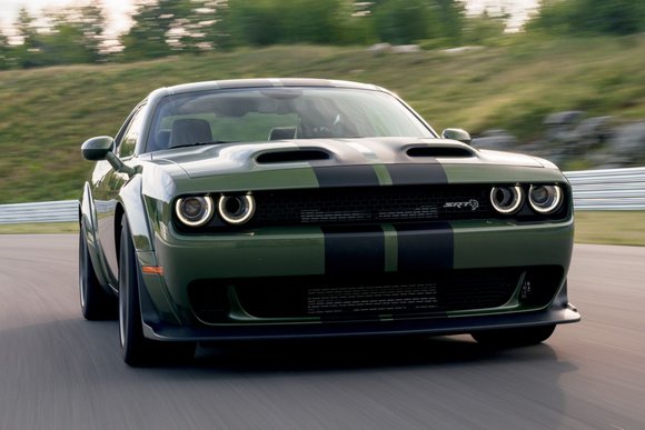 2022 Dodge Challenger vs. 2022 Dodge Charger