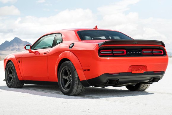 dodge-challenger-srt-super-stock-gets-8-070-rebate-carsdirect