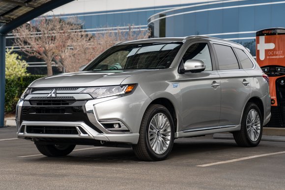 autoweek mitsubishi outlander phev