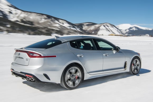 19 Kia Stinger Getting Up To 2 0 Price Increase Carsdirect