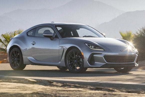 Motorist Car Buyer's Guide: Toyota 86, Articles