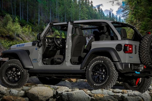 2023 Jeep Wrangler 4xe Gets $600 Base Price Cut - CarsDirect