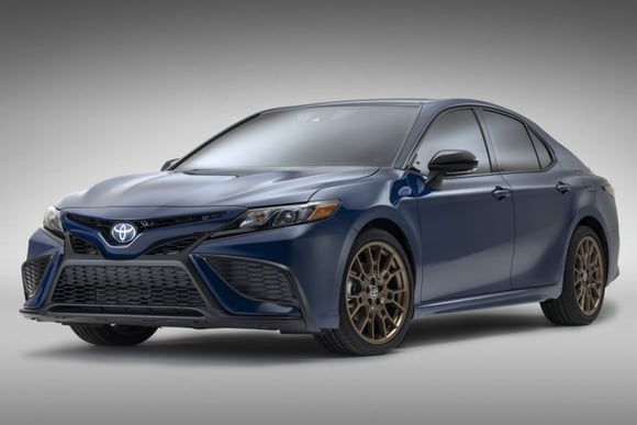 2024 Toyota Camry Hybrid blue color front view