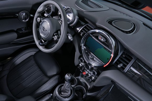 MINI Cooper May Drop Manual Transmission - CarsDirect