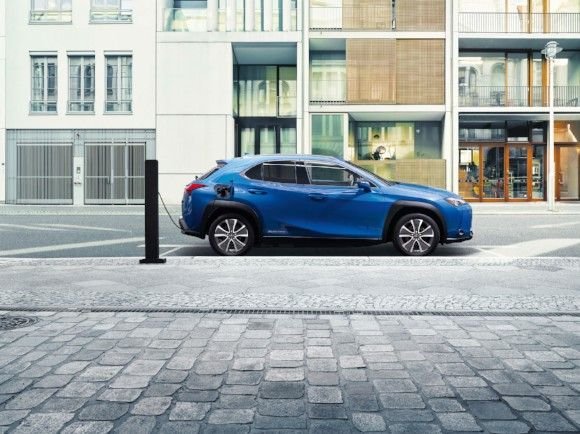 Lexus UX 300e