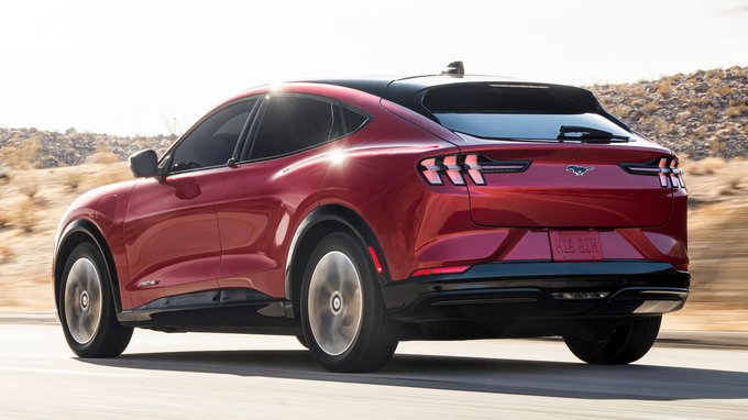 Car Deals Christmas 2022 Ford Raises 2022 Car Prices Before Christmas - Carsdirect