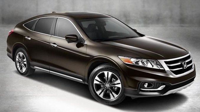 What To Expect Now That Honda Discontinued The Crosstour Carsdirect What To Expect Now That Honda Discontinued The Crosstour