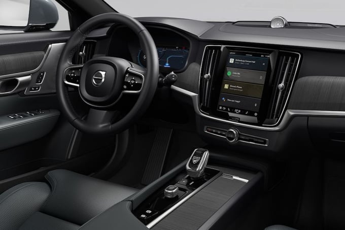 2023 Volvo V90 Interior