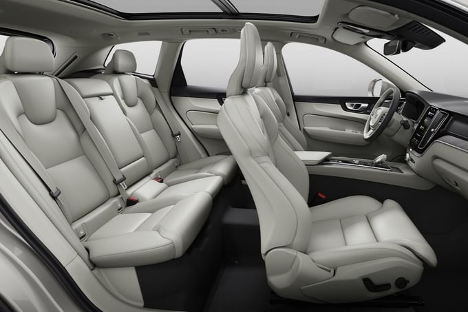 2022 Volvo XC60 Interior